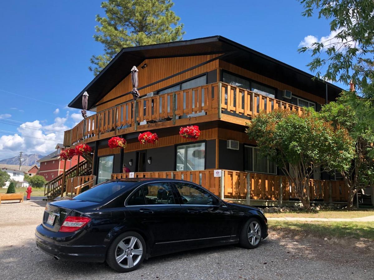 Piccadilly Motel Radium Hot Springs Ngoại thất bức ảnh