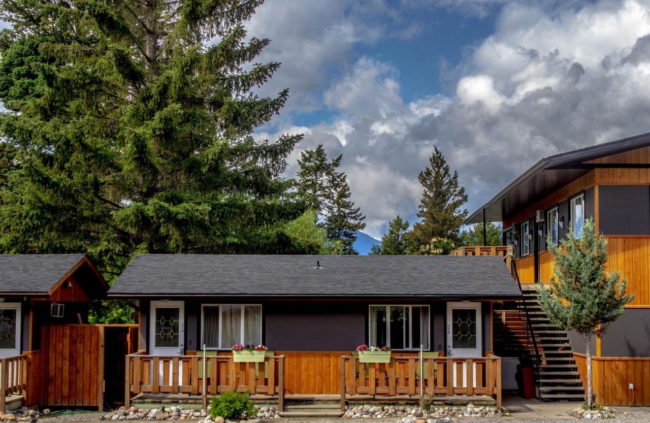 Piccadilly Motel Radium Hot Springs Ngoại thất bức ảnh