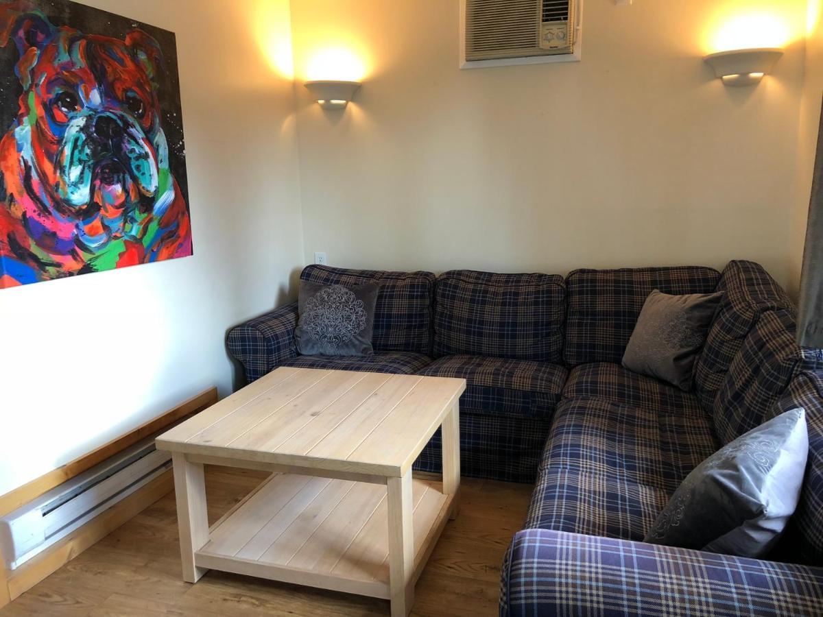 Piccadilly Motel Radium Hot Springs Ngoại thất bức ảnh